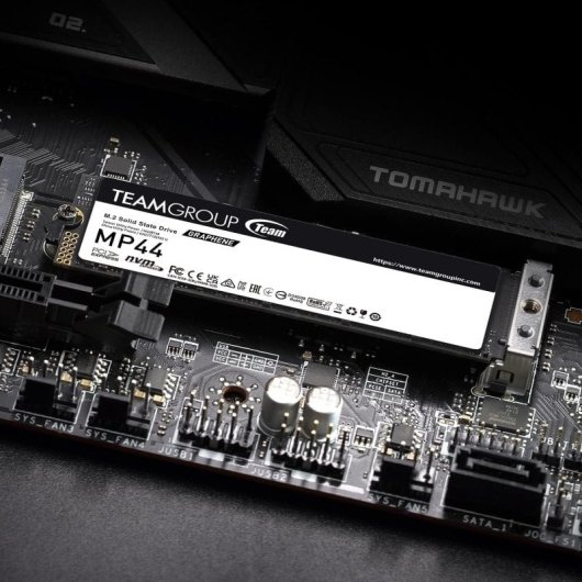 Team Group MP44 1TB SSD M.2 PCI Express 4.0 NVMe
