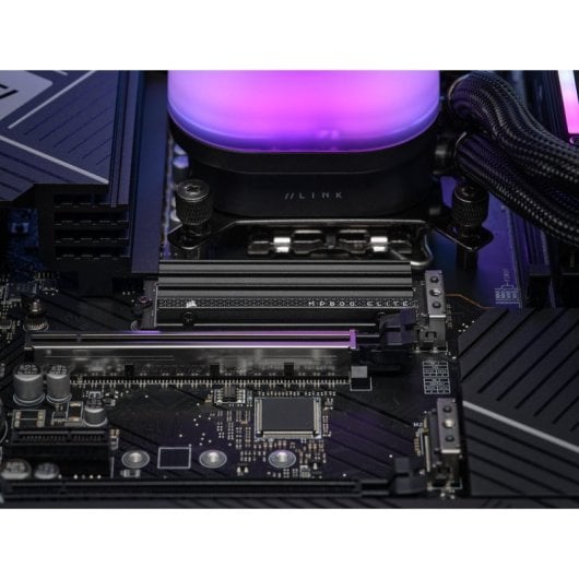 Corsair MP600 ELITE 1TB SSD PCIe Gen4 x4 NVMe M.2 con Disipador de Calor