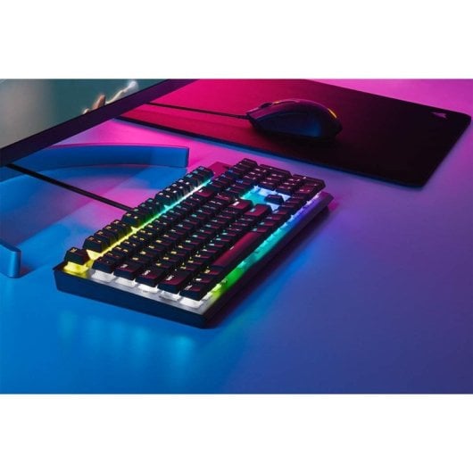 Corsair K60 RGB PRO USB QWERTY Tastiera italiana Nera