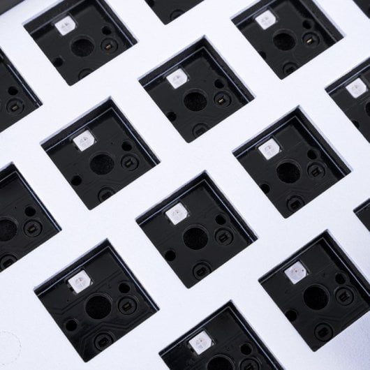 Sharkoon SKILLER SGK50 S4 Teclado Mecánico Gaming RGB Negro Layout QWERTY Italiano