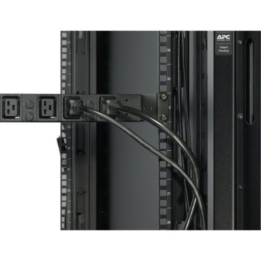 APC Basic Rack PDU AP7526 Unité de distribution d'alimentation (PDU) pour rack 19" 1U avec 6 prises CA