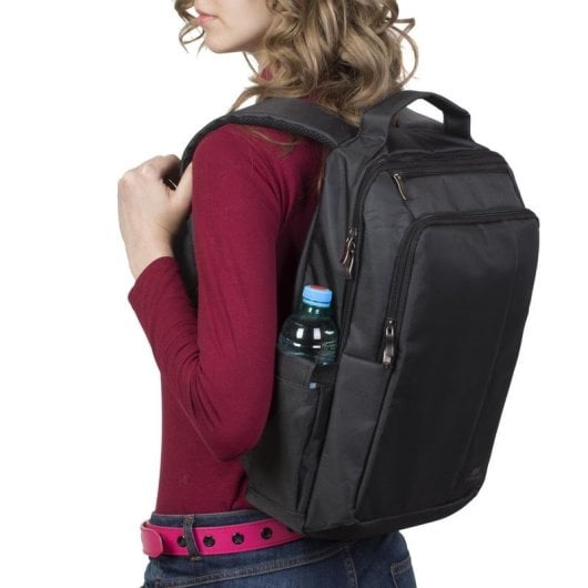 Rivacase 8262 39,6 cm (15.6") Rucksackhülle Schwarz