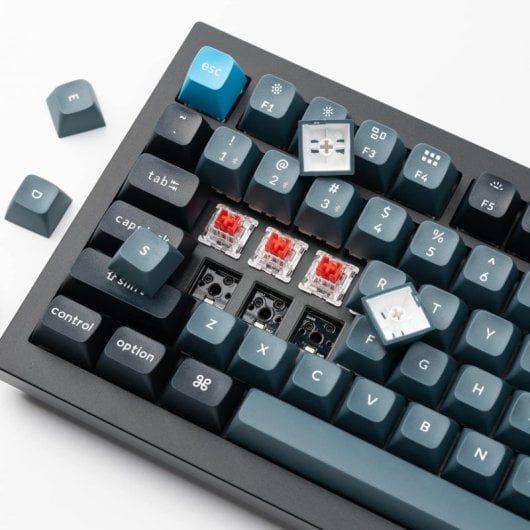 Keychron Q1 Pro QMK/VIA Teclado Mecânico Sem Fios Fully Assembled Knob Carbon Black Switch Red