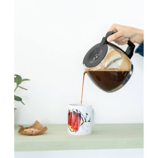 Erik Editores Taza One Punch Man Saitama Fist