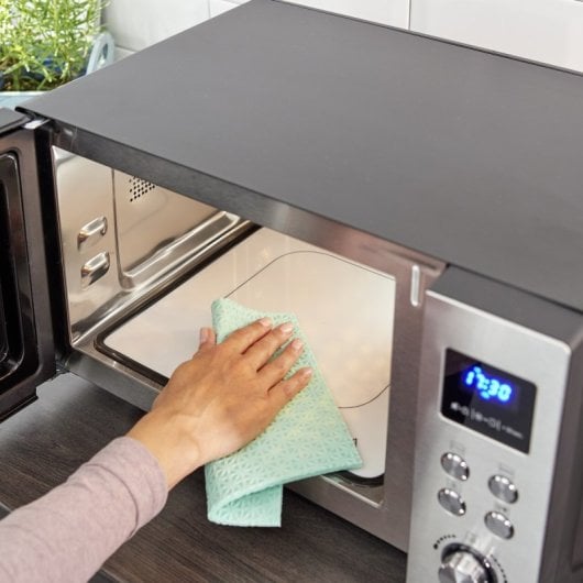 Severin MW 7777 Microondas 3 en 1 Base de Cristal de Grill y Convección 25L 900W Acero Inoxidable