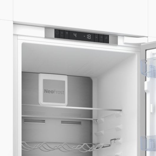 Beko BCNA306E4SN Frigorífico Combi Integrable E