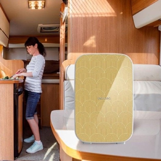 Frigorifero Cecotec Bolero MiniCooling 25L Bahamas Pat 2 compatto 12V-220V giallo