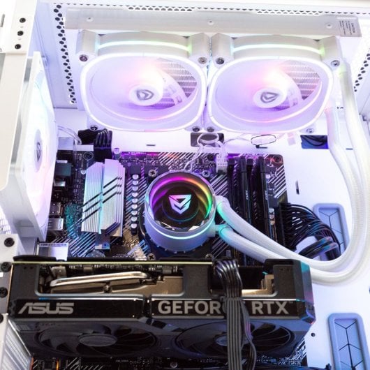 PcCom Ready AMD Ryzen 7 5800X / 32 Go / SSD 1 To / RTX 4060 Ti - Blanc