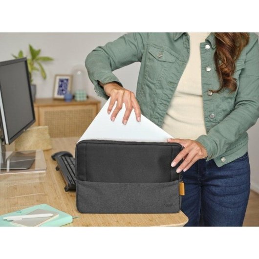 Maletín Trust Lisboa para portátil 13,3" poliéster reciclado negro acolchado