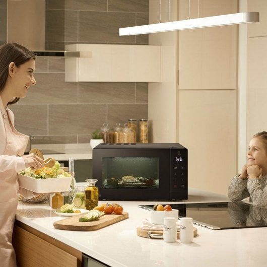 LG MH7032JAS Microondas con Grill 30L 900W Negro