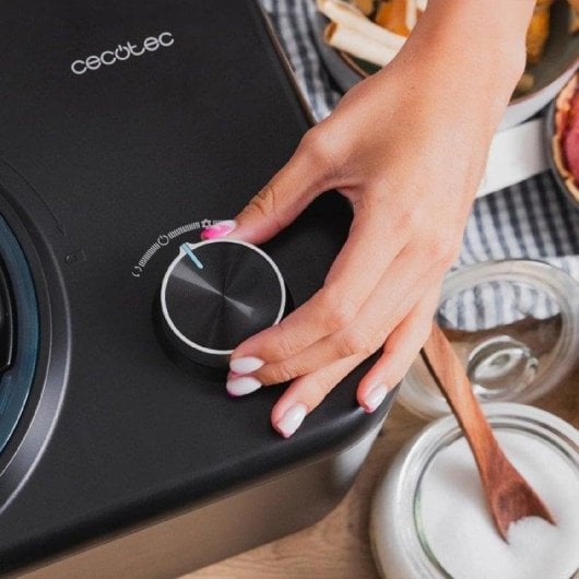 Heladora Cecotec Gelacy 800 Compresor 0.8L Controle Manual 100W Preparo Rápido