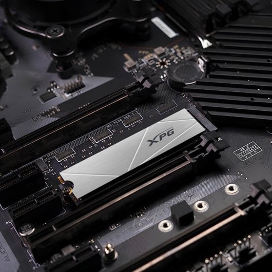 Adata XPG GAMMIX S60 2TB SSD M.2 PCIe Gen4 x4
