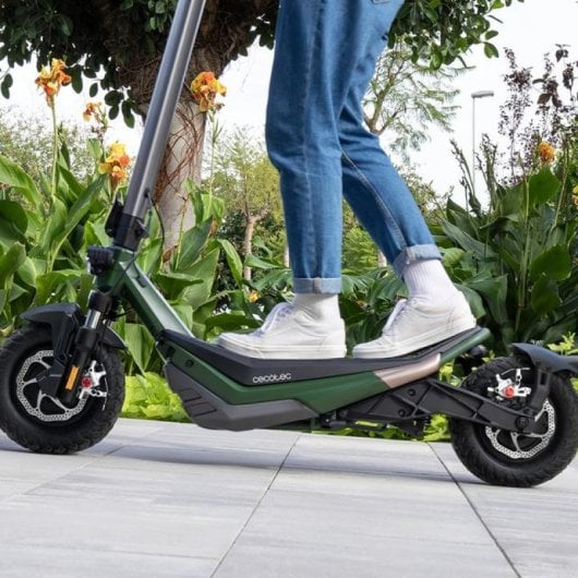 Cecotec Bongo Serie Doble Z85 Patinete Eléctrico 10.5" 2200W Verde