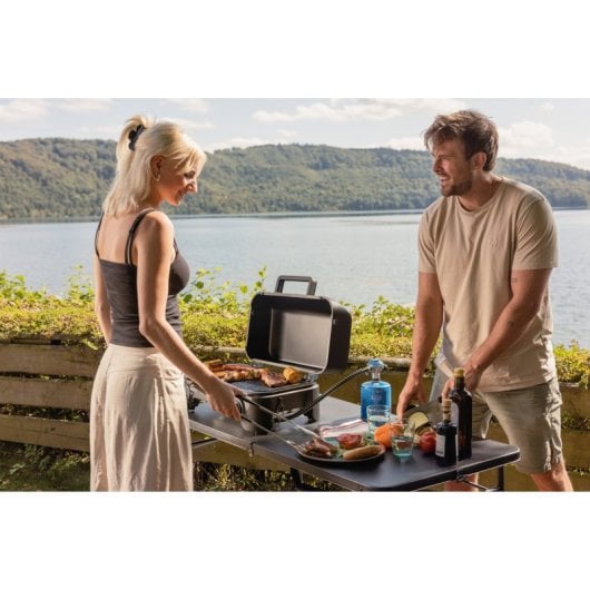 Barbecue a gas portatile Campingaz Tour & Grill CV Plus da tavolo e indipendente 1 bruciatore