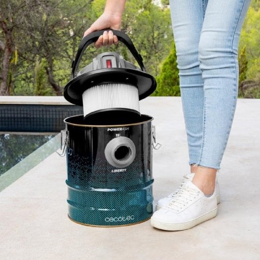 Cecotec Conga Ash 7000 Liberty Aspirador de Cinzas a Bateria 18V 15L 120W Preto/Azul
