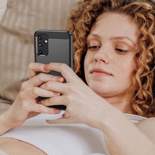 Max Power Digital Carbon Fiber Stoßfeste Schwarze Silikonhülle für Samsung Galaxy A15
