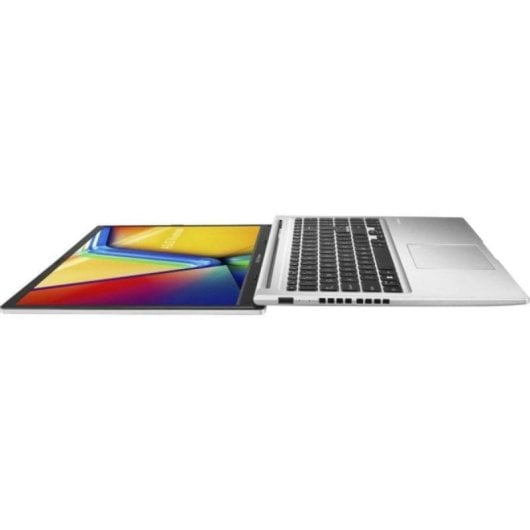 Portátil ASUS Vivobook 15 M1502YA 15.6" AMD Ryzen 7 7730U 16GB 512GB SSD Radeon Graphics Privacy Guard Plata