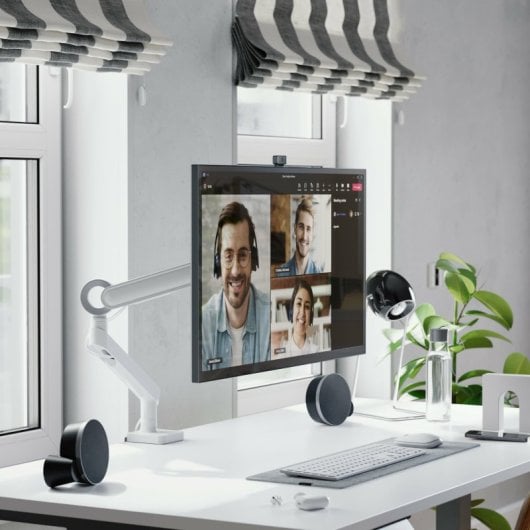 Alogic Clarity Max Touch 32" LED IPS UltraHD 4K USB-C Touch