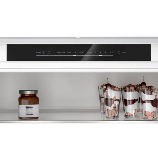 Frigorífico Combi Bosch KBN96VSE0 No Frost 193cm 383L E Branco