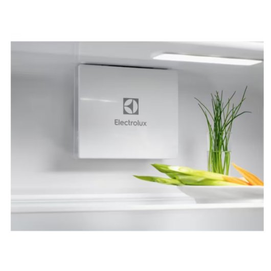 Electrolux ENG7TE18S frigorifero e congelatore Integrato 256 LE Bianco