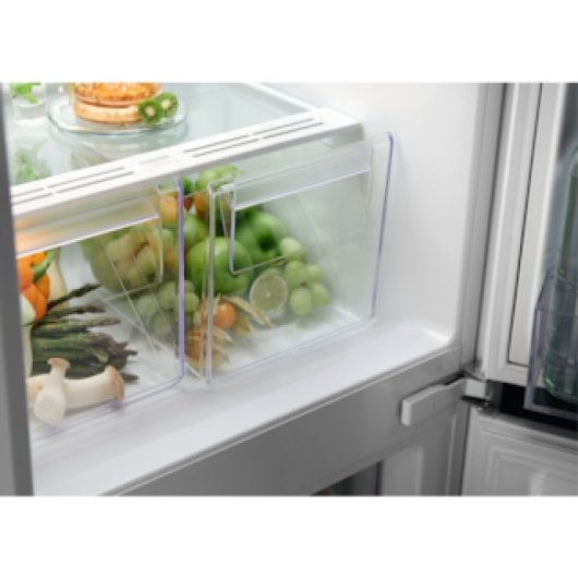 Electrolux Serie 600 TwinTech ENT6NE18S Frigorífico Combinado Encastrável E
