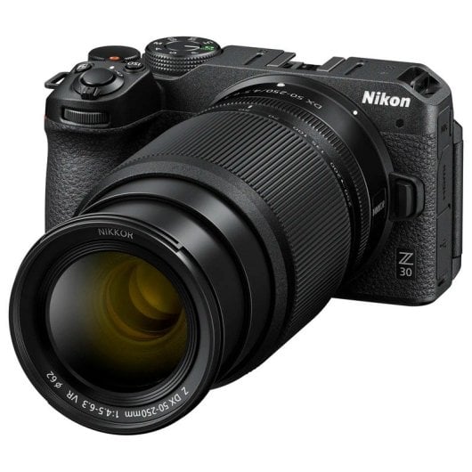 Nikon Z 30 MILC 20.9MP WiFi/Bluetooth + Objetivo NIKKOR Z DX 16-50mm 1:3.5-6.3 VR