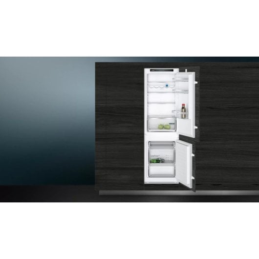 Siemens iQ300 KI86VVSE0 Frigorífico Combinado Encastrável E