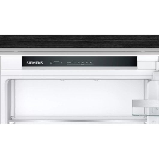 Siemens iQ300 KI86VVSE0 Frigorífico Combinado Encastrável E