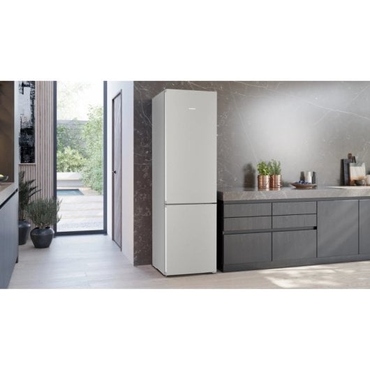 Siemens iQ300 KG39N2IAF Frigorífico Combi A Acero Inoxidable