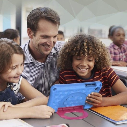 Tablet Dam Electronics K718 WiFi + 3G 7" 1GB 16GB Roxo