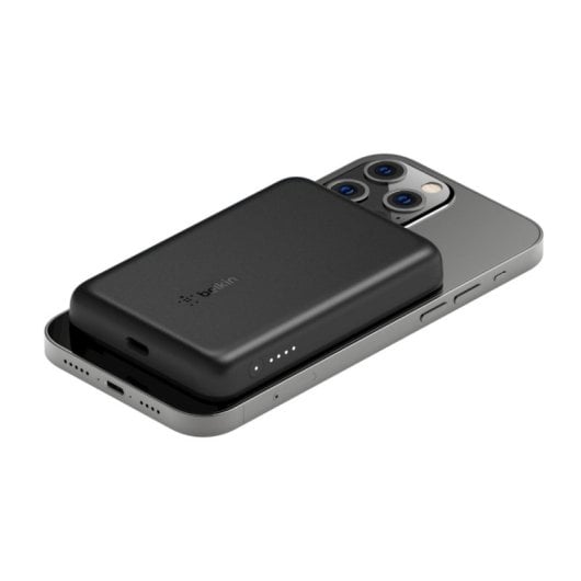 Belkin BoostCharge Batería Externa Inalámbrica Magnética 2500 mAh Compatible MagSafe para iPhone 13 Negra