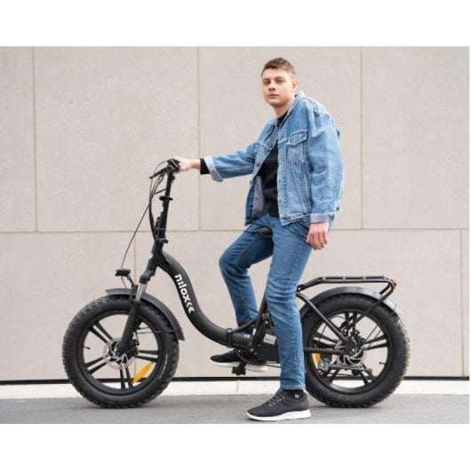 Bicicletta elettrica pieghevole Nilox X9 con ruote da 20" 26V 250W Nera