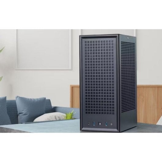 Hyte Revolt 3 SFF USB 3.2 Negro