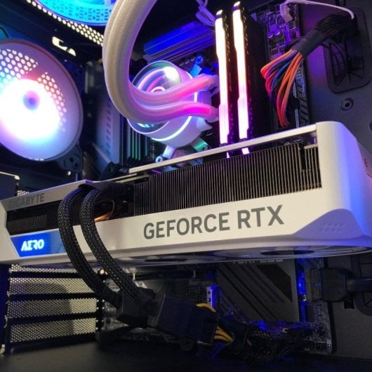PCGAM Gaming Lunar 2 AMD Ryzen 9 5900X/32GB/1TB SSD/RTX 5070