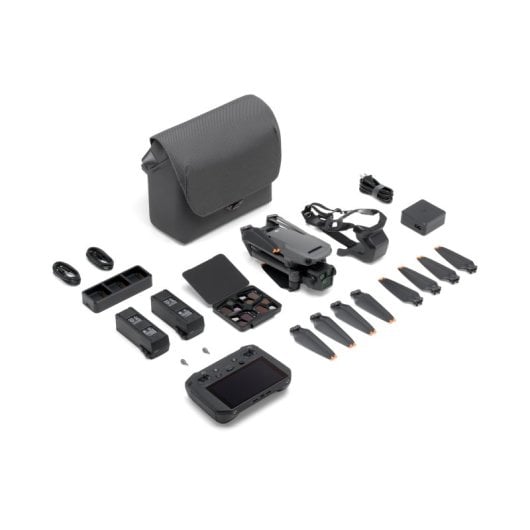 DJI Mavic 3 Pro Fly More Combo (RC Pro) 4 Rotoren Minidrone 12 MP 5120 x 2700 Pixel 5000 mAh Grau