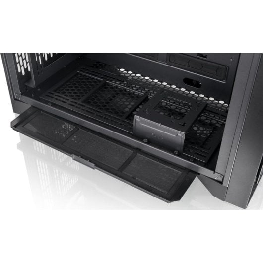 Thermaltake CTE C700 Air Midi Tower EATX Vidro Temperado USB-C Preta