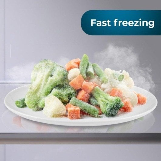 Frigorífico Mini Cecotec Bolero CoolMarket TT BI 121 White E Defrost 81,8cm 121L E Branco