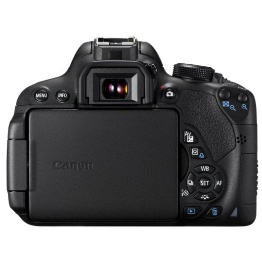 Canon EOS 700D 18MP + EF-S 18-55mm IS STM