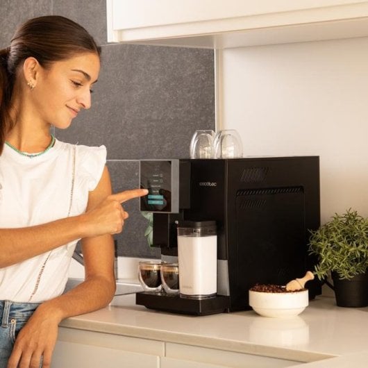 Cecotec Cremmaet Compactccino Black Silver Máquina de Café Super Automática Compacta 19 Bar