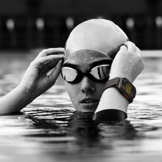 Apple Watch Ultra 2 GPS + Cellular 49mm Retina OLED Titanio Naturale Cinturino Alpine Loop S Resistente Acqua IP6X SpO2 ECG