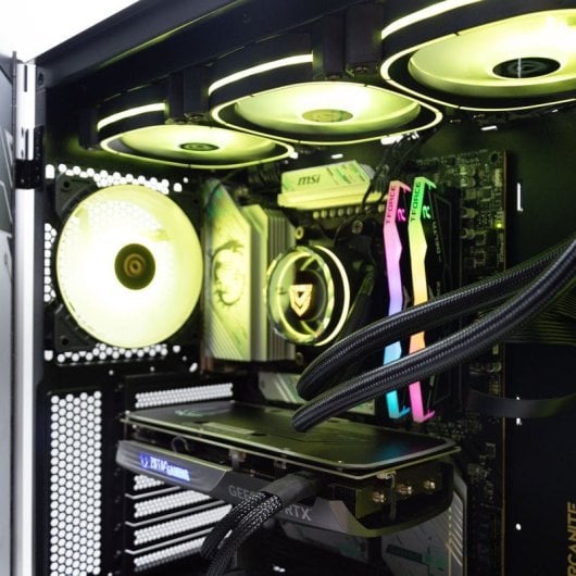 PcCom Imperial AMD Ryzen 7 7800X3D / 32 GB / 2TB SSD / RTX 4070 SUPER + Windows 11 Home - Batman Edition II
