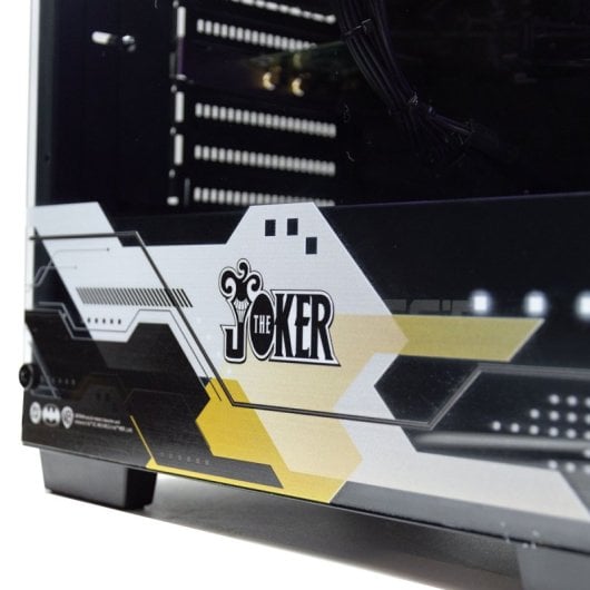 PcCom Imperial AMD Ryzen 7 7800X3D / 32 GB / 2TB SSD / RTX 4070 SUPER - Batman Edition