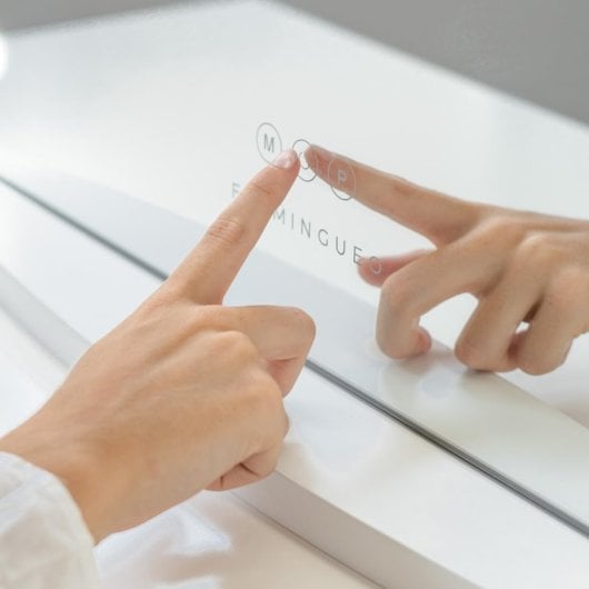 Specchio per il trucco Flamingueo con luce 15 lampadine LED 3 modalità di luce Controllo touch