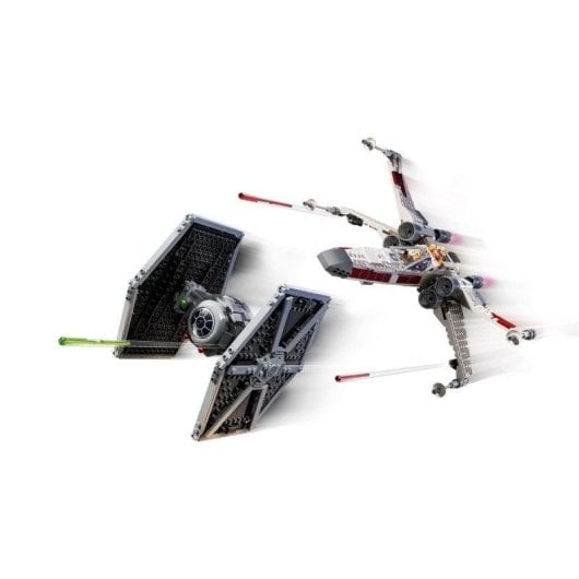 LEGO Star Wars Caca TIE e Ala-X Fusionados 1063 peças