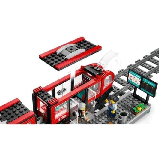 LEGO City Tramway Urbain avec Station 60473 811 pièces