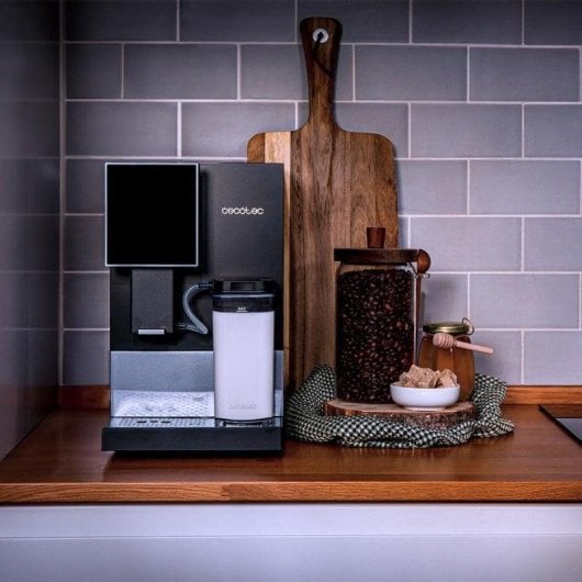Cafetera Superautomática Cecotec Cremmaet Compactccino Connected 1,1L 19 bares WiFi leche