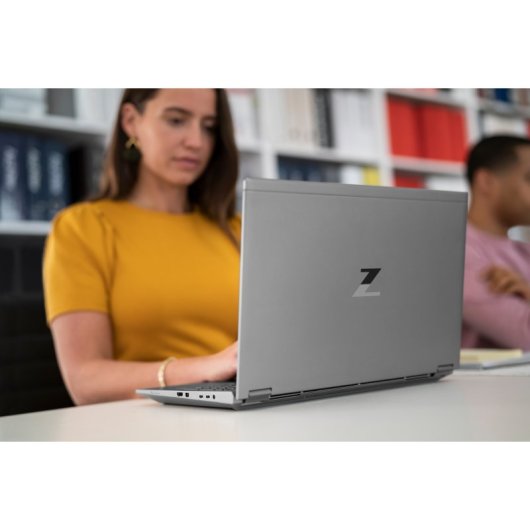 HP ZBook Fury 15 G7 Intel Core i7-10850H/16GB/512GB SSD/Quadro T2000/15.6"