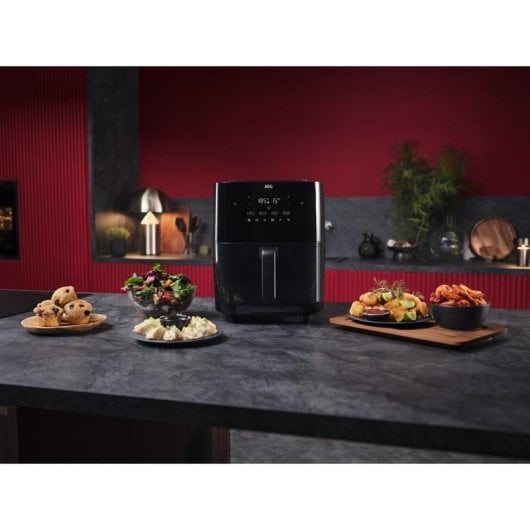 Heißluftfritteuse AEG Serie 8000 Gourmet 6 AAF7SB 6,9L 1700W Touch Display Dampf Funktion