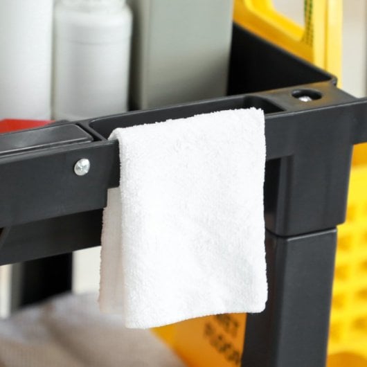 Homcom Carro De Limpeza Com Saco Rodas e 3 Prateleiras 121x50,5x96,5 Cm Preto