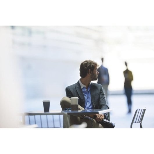 Auricolari Poly Voyager Legend wireless Bluetooth con cancellazione del rumore, microfono boom e assistente vocale, neri